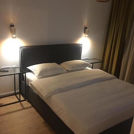 Savas Cosmopolit Brasov Magnolia Apartment Bagian luar foto