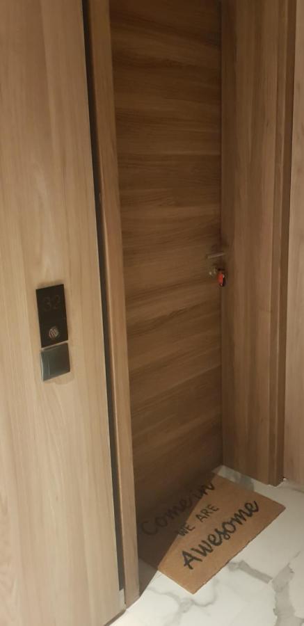 Savas Cosmopolit Brasov Magnolia Apartment Bagian luar foto